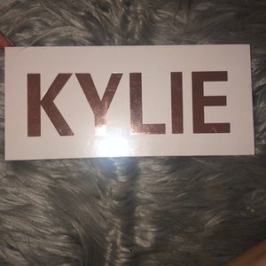 Kylie Jenner eyeshadow pallet